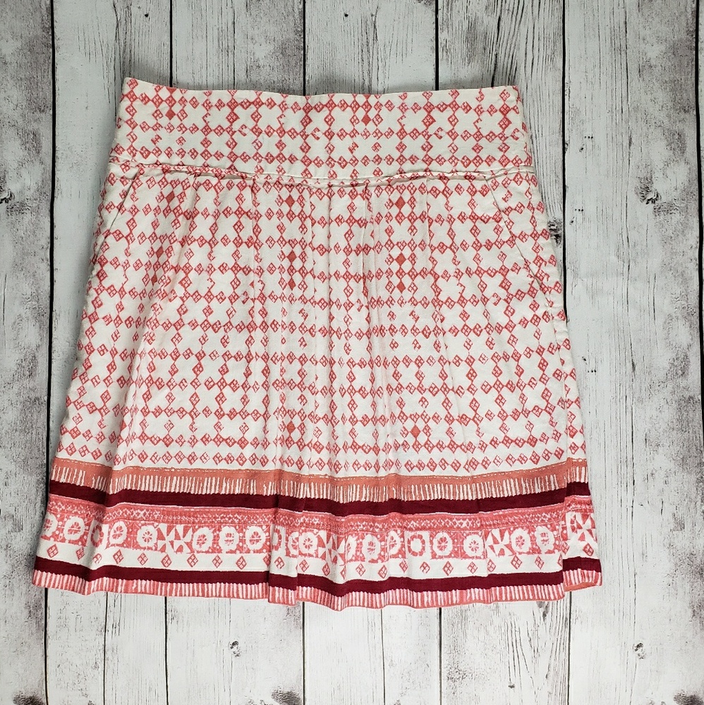 Loft Skirt with Pockets